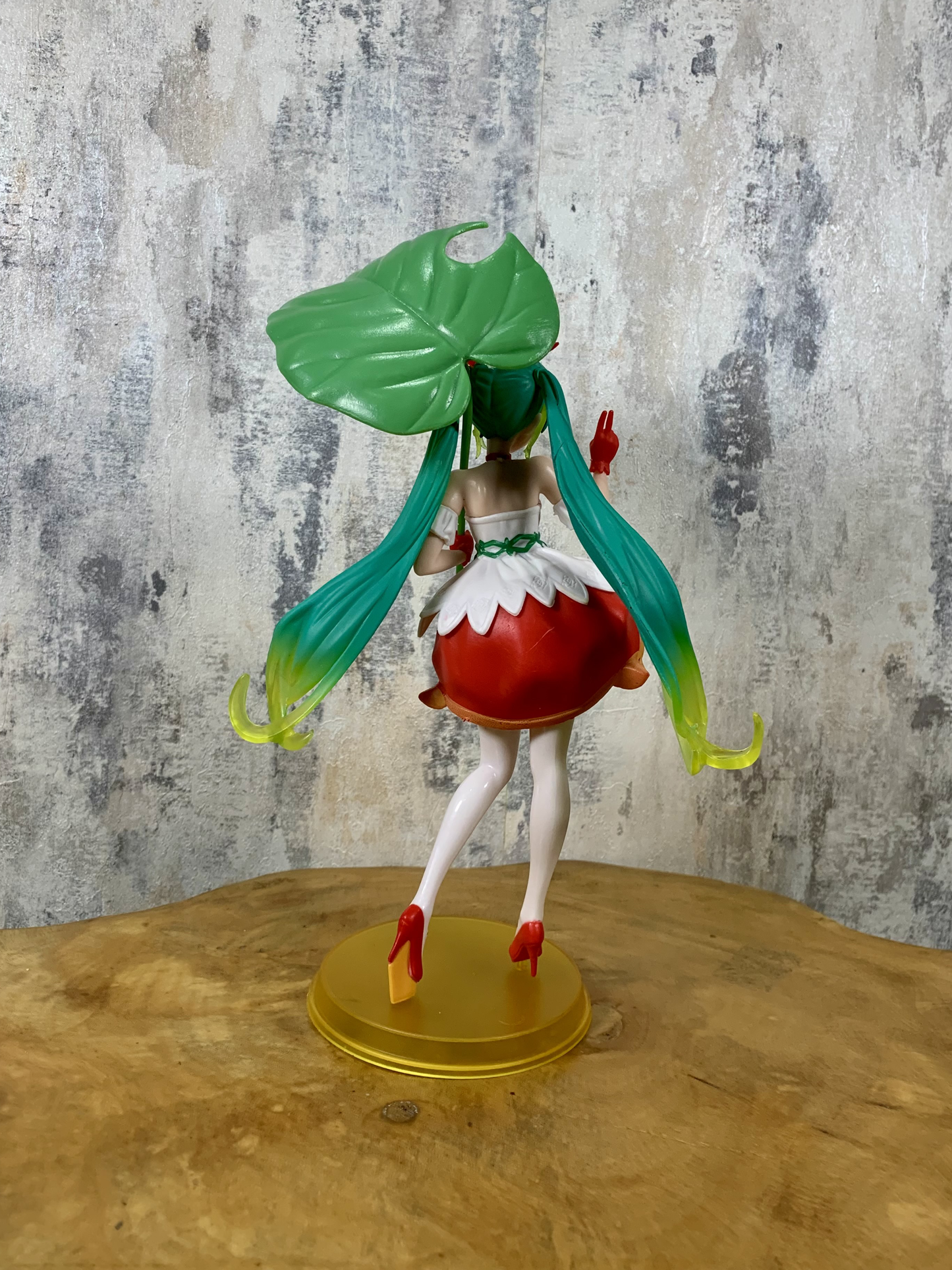 Miku under Leaf, Hatsune Miku Anime Figure