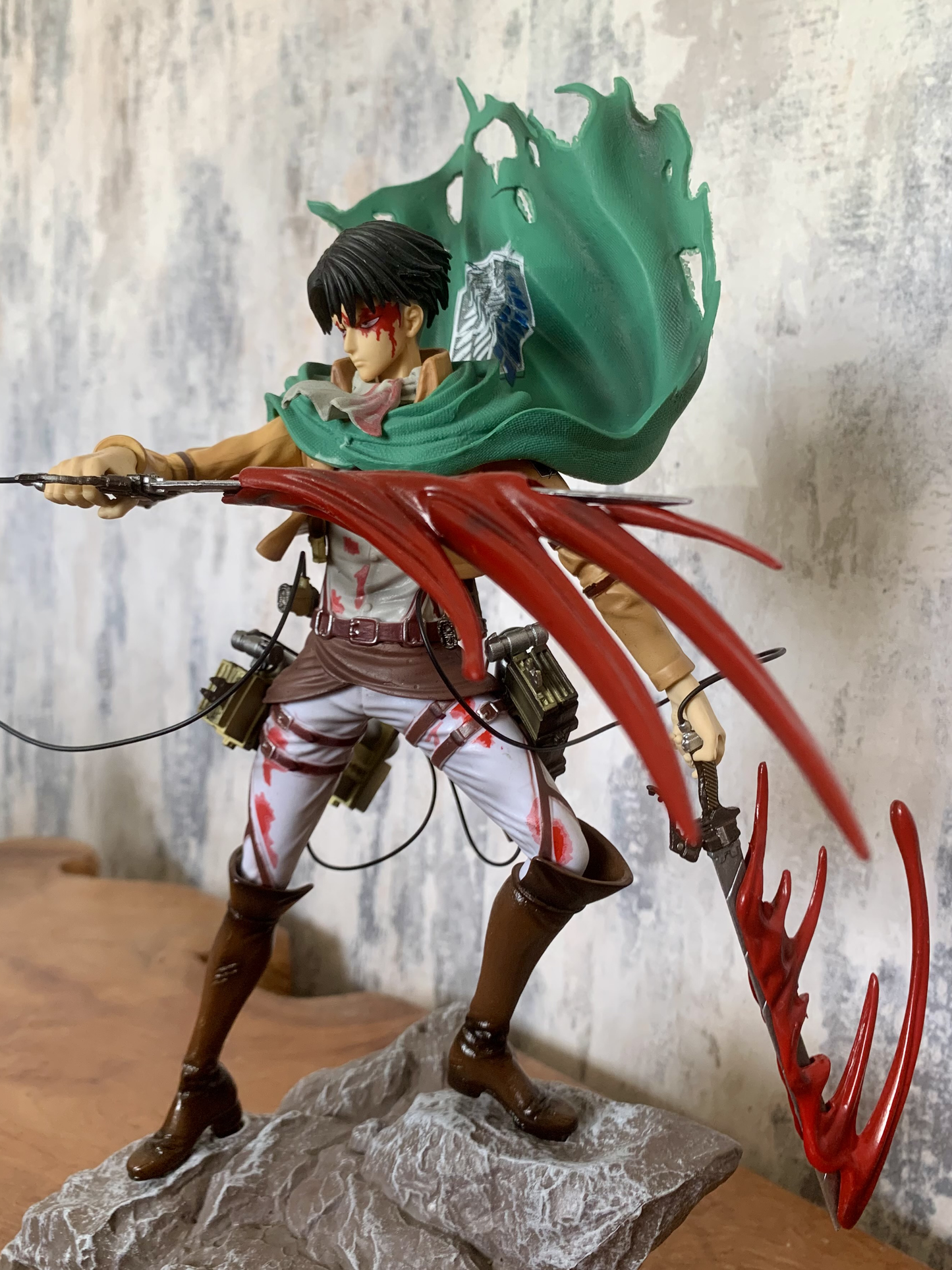 35cm Huge Levi Ackerman Attack On Titan Anime Figure