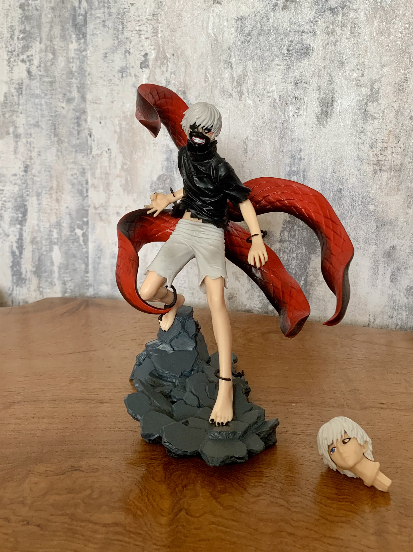 Ken Kaneki Tokyo Ghoul Anime Figure